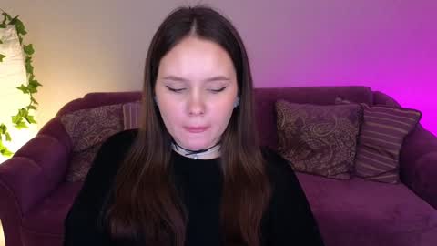 Snapshot of miki_miki_cutie chatting on January 25, 2025, 8:10 pm Mikki online show from January 25, 2025, 8:10 pm