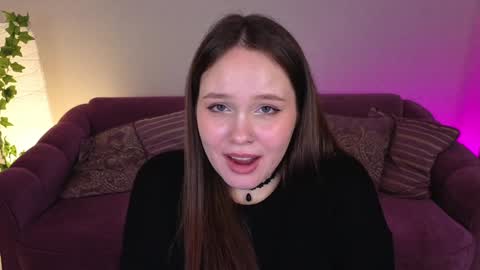 Snapshot of miki_miki_cutie chatting on February 4, 2025, 2:07 am Mikki online show from February 4, 2025, 2:07 am