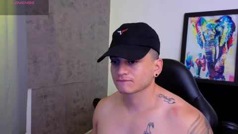 Snapshot of mikke_love chatting on July 16, 2026, 3:40 pm MIKKE online show from July 16, 2026, 3:40 pm