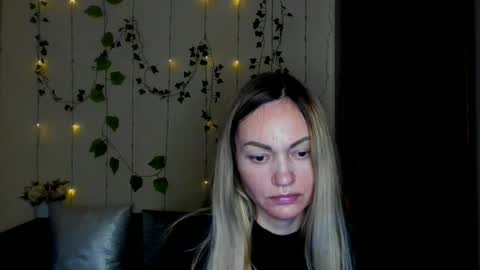 Snapshot of mikkey_mouse8 chatting on December 20, 2025, 4:36 pm Adalina online show from December 20, 2025, 4:36 pm