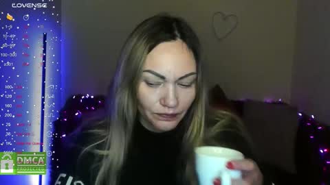 Snapshot of mikkey_mouse8 chatting on January 8, 2026, 12:29 pm Adalina online show from January 8, 2026, 12:29 pm