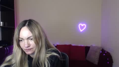 Snapshot of mikkey_mouse8 chatting on January 11, 2026, 10:09 am Adalina online show from January 11, 2026, 10:09 am