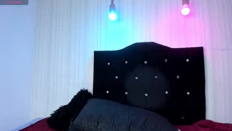   miku katsuragi  online show from September 18, 2025, 2:35 am