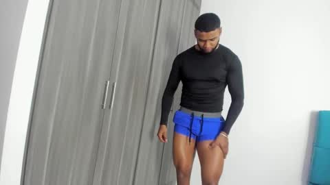 Snapshot of miky_xxx chatting on October 8, 2025, 3:15 am Miky online show from October 8, 2025, 3:15 am