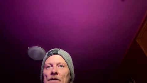 Snapshot of mil8207 chatting on November 16, 2025, 4:29 am mil8207 online show from November 16, 2025, 4:29 am