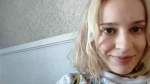 Mila 420 online show from September 29, 2025, 9:03 am