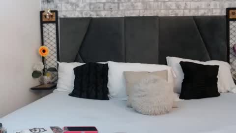 mila_adamss online show from October 31, 2025, 10:27 am