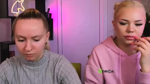 mila_glow online show from March 3, 2026, 12:44 pm