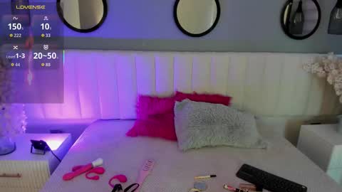 Snapshot of mila_hank chatting on November 8, 2025, 12:16 pm mila_hank online show from November 8, 2025, 12:16 pm