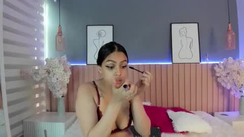 Snapshot of mila_hank chatting on February 14, 2026, 12:13 pm mila_hank online show from February 14, 2026, 12:13 pm