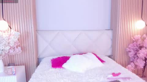 Snapshot of mila_hank chatting on March 13, 2026, 3:29 pm mila_hank online show from March 13, 2026, 3:29 pm