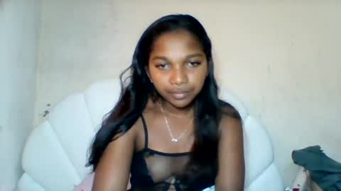 Snapshot of mila_lunah chatting on June 17, 2026, 4:59 am mila_lunah online show from June 17, 2026, 4:59 am