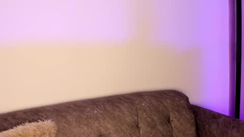     online show from February 5, 2026, 3:11 am