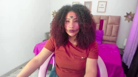   online show from October 26, 2025, 2:12 pm