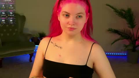 Snapshot of mila_taylorrr chatting on June 18, 2026, 4:22 pm Lisa online show from June 18, 2026, 4:22 pm