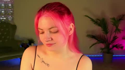 Snapshot of mila_taylorrr chatting on June 20, 2026, 8:11 pm Lisa online show from June 20, 2026, 8:11 pm