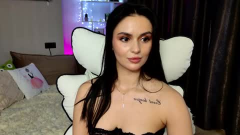 Mila online show from May 17, 2026, 8:16 pm