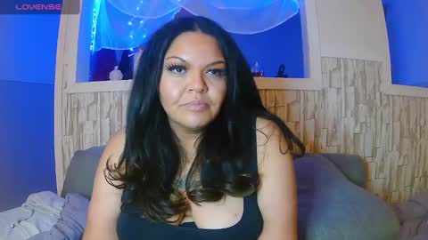 Mila online show from January 10, 2025, 12:47 pm