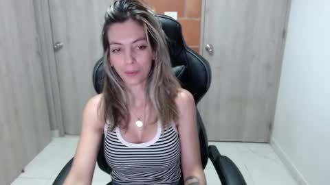 milacoxx8819 online show from March 2, 2025, 11:53 pm