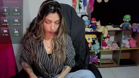 milacoxx8819 online show from October 28, 2025, 2:59 am