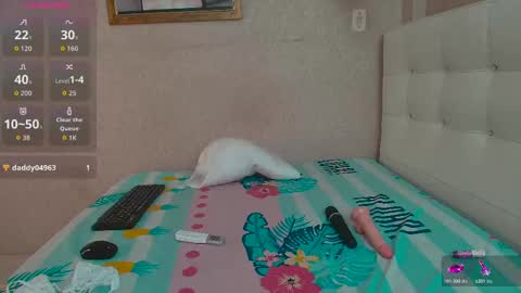 miladiosa online show from October 30, 2025, 11:55 am