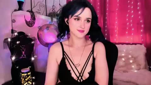 MiladyJolie online show from June 30, 2026, 12:28 pm