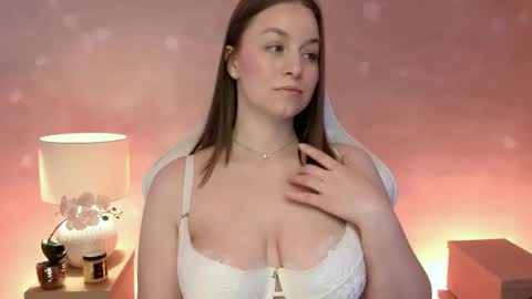 Snapshot of milafleur chatting on April 14, 2026, 2:12 pm Mila Fleur online show from April 14, 2026, 2:12 pm