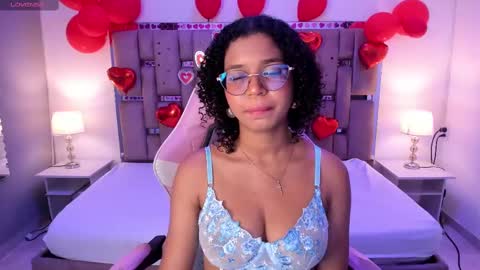 Milenna online show from February 14, 2025, 3:43 am
