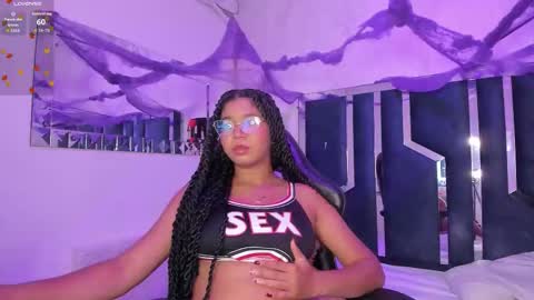 Milenna online show from October 27, 2025, 4:49 am