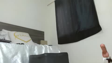 mila online show from March 4, 2025, 7:41 am