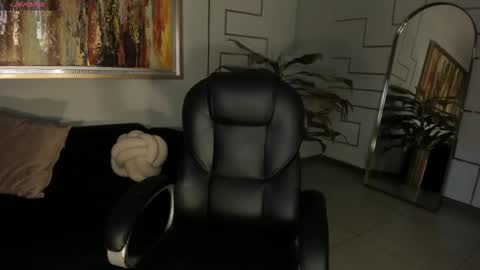 Mila  online show from February 27, 2026, 11:43 am