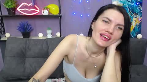 Snapshot of milaloona chatting on January 30, 2025, 1:21 pm Milaloona online show from January 30, 2025, 1:21 pm