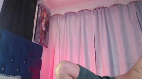 Snapshot of milan_anxel chatting on May 10, 2026, 1:33 am Milan Anxel online show from May 10, 2026, 1:33 am