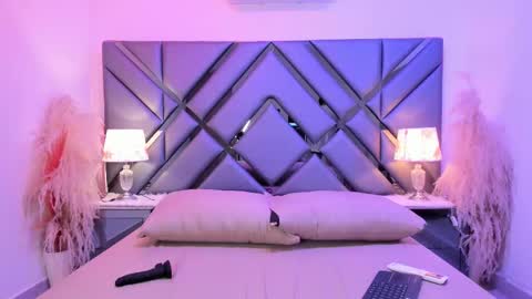 Snapshot of milan_lewiss chatting on March 2, 2026, 12:23 pm milan_lewiss online show from March 2, 2026, 12:23 pm