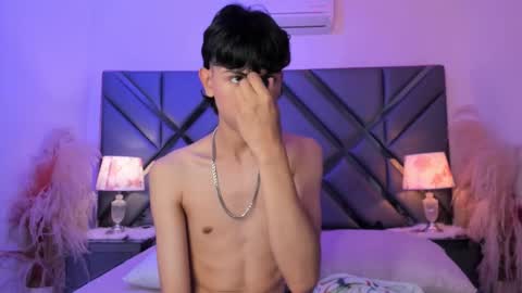 Snapshot of milan_lewiss chatting on March 14, 2026, 12:10 pm milan_lewiss online show from March 14, 2026, 12:10 pm