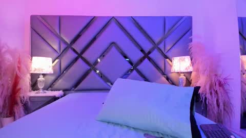 Snapshot of milan_lewiss chatting on March 23, 2026, 11:47 am milan_lewiss online show from March 23, 2026, 11:47 am