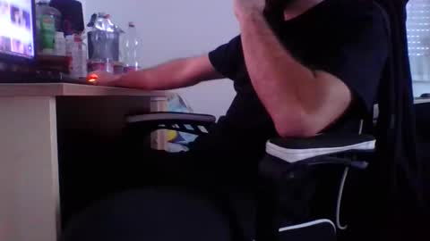 Snapshot of milana8c chatting on January 14, 2026, 2:12 pm milana8c online show from January 14, 2026, 2:12 pm