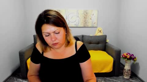 Milana online show from September 11, 2025, 6:13 am