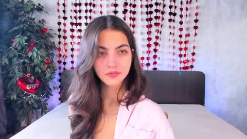 Milana online show from February 7, 2025, 8:22 am