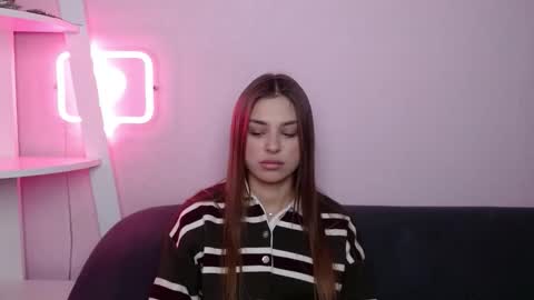 milanaangelas online show from February 17, 2026, 8:37 pm