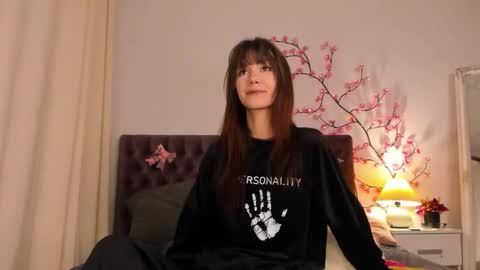 Milana online show from February 4, 2026, 6:08 am