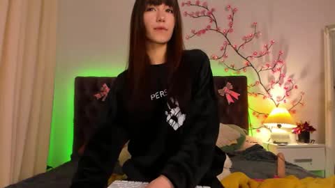 Milana online show from February 6, 2026, 6:40 am