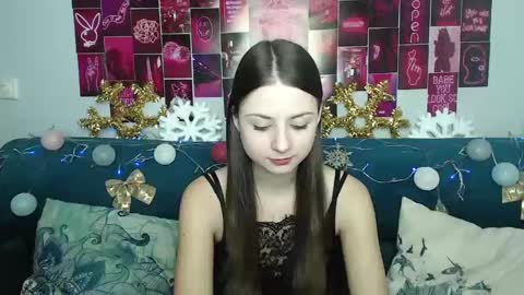 milanaroz online show from December 26, 2024, 5:47 am