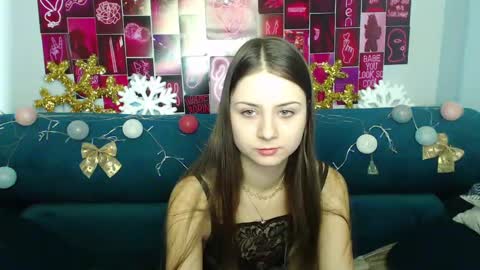 milanaroz online show from December 27, 2024, 5:52 am