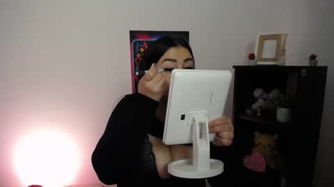 milania_milaa online show from October 10, 2025, 6:56 am