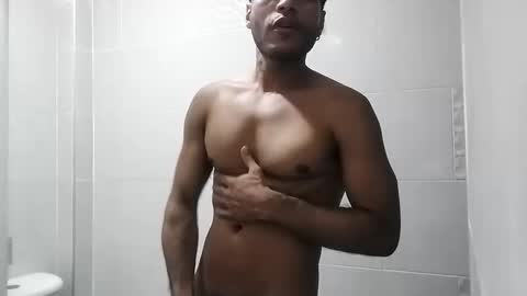 milano1130 online show from January 28, 2025, 5:54 am