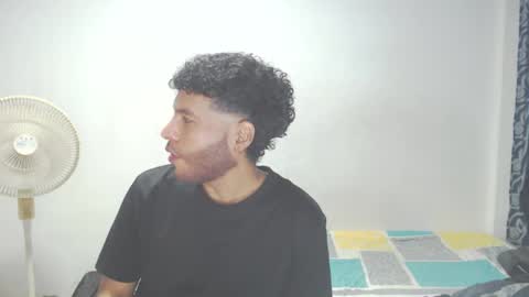 milano1130 online show from March 22, 2026, 1:42 am