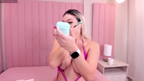 Snapshot of milaowens chatting on June 29, 2026, 12:16 pm Sexy Mila online show from June 29, 2026, 12:16 pm