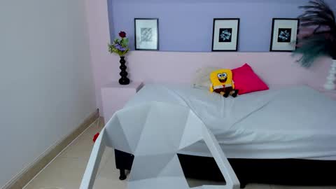 Snapshot of milarose4 chatting on December 6, 2024, 3:22 pm Mila Rose online show from December 6, 2024, 3:22 pm