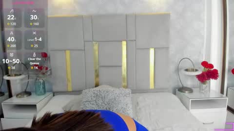 Cami  online show from November 19, 2025, 12:16 pm